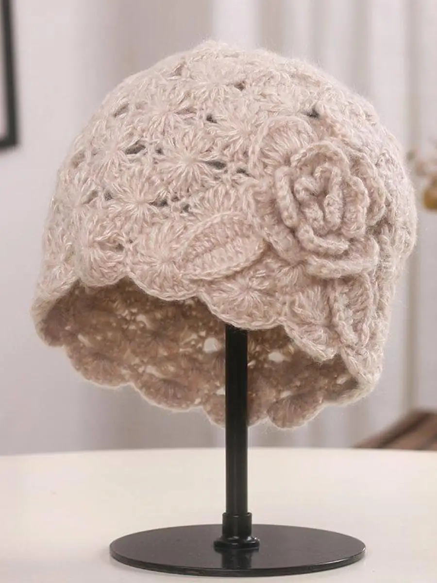 手作りニット帽とフラワーフック付きヘッドカバーのセット、エレガントなレディース秋冬ファッション、wenselroによる2ピースセット