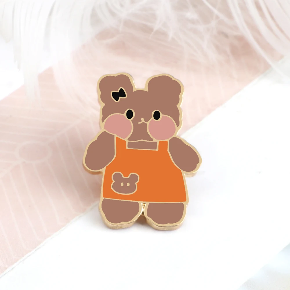 Cute Cartoon Bear Enamel Pins Hand Drawn Teddy Bear Backbag Brooches Lapel Badges for Women Men Jacket Shirt Decor Jewelry Gifts