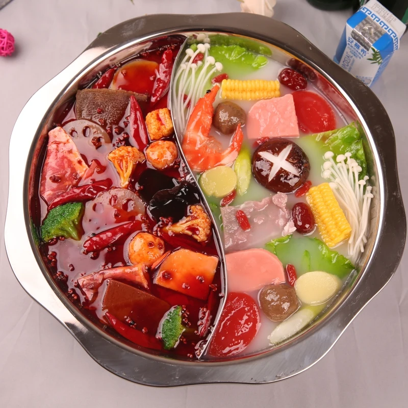 Simulation of mandarin duck pot display samples, fake dishes, hot pot ingredients, props, restaurant ornaments