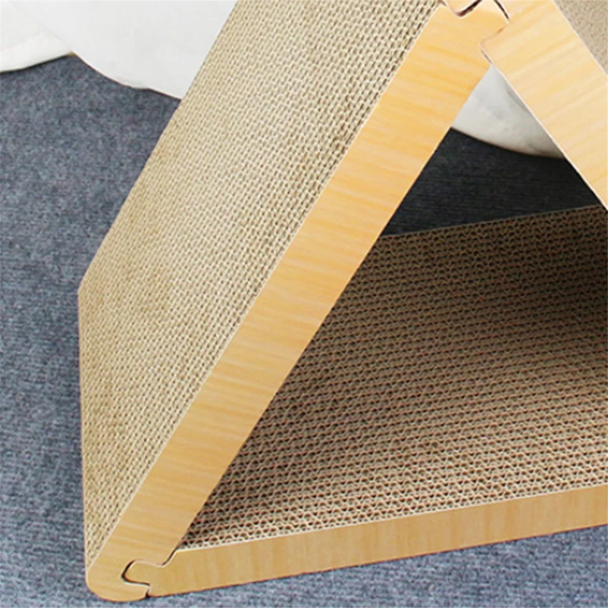 SLQZT Vertical Cats Tower Scratcher for Cats Combined Triangular 3 in 1 Scratching Post for Cats Multipurpose Cats Pet Product