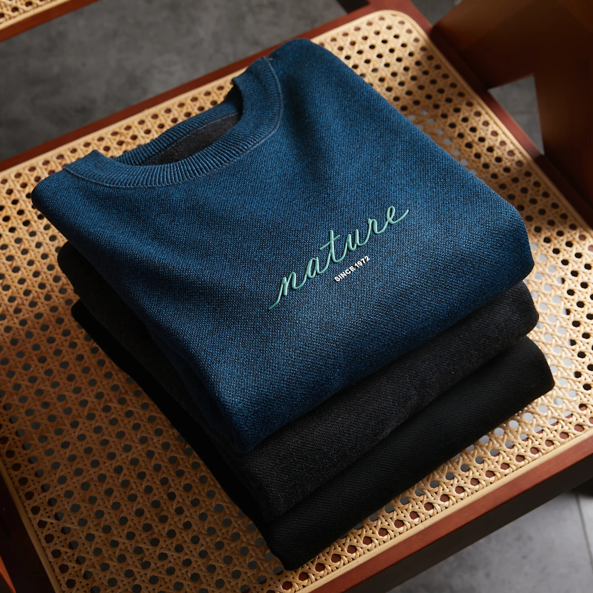 

Модный мужской вязаный свитер с круглым вырезом, утепленный, с вышивкой, удобный, повседневный, зимний, с длинными рукавами