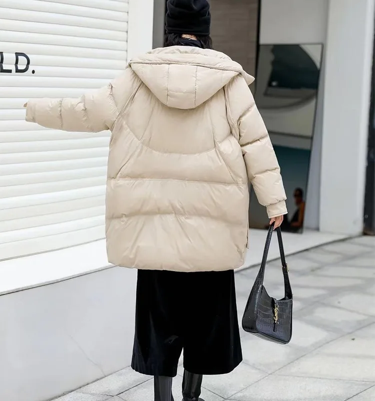 เสื้อแจ็คเก็ตดาวน์ผู้หญิงสไตล์ยุโรปสำหรับฤดูหนาว แบบมีฮู้ด ทรงโอเวอร์ไซส์ สไตล์เรโทร