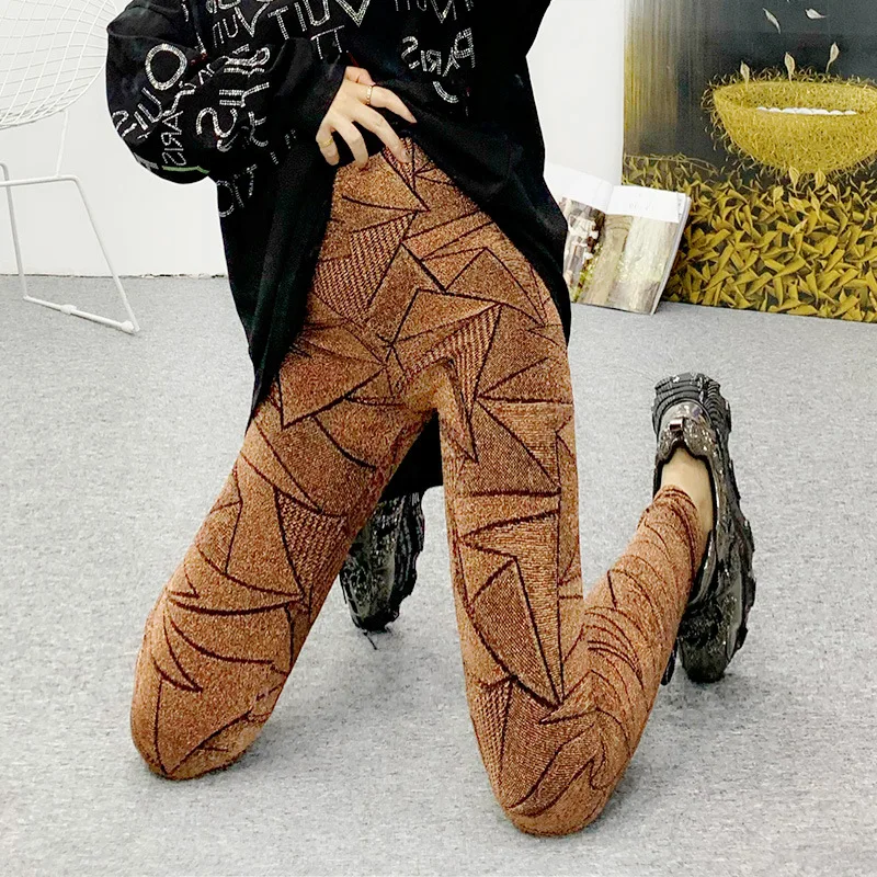 

European station elastic leggings women wear bright silk tights 2024 new spring and autumn feet pants silver onion pants.