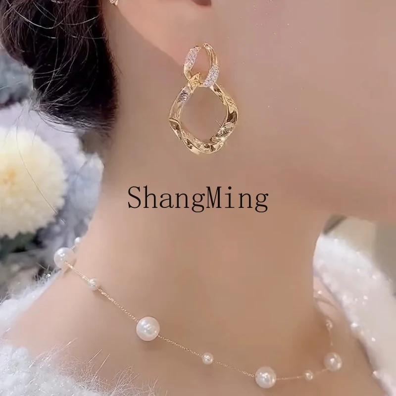 CL diamond earrings women's new trendy Internet celebrity niche sense light luxury high sense cold wind earrings