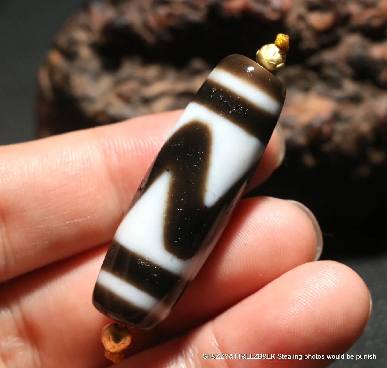 

Magic Energy Tibetan Old Agate Sharp Tiger Tooth dZi Bead Totem 5A Amulet 46MM TIMESTOWN