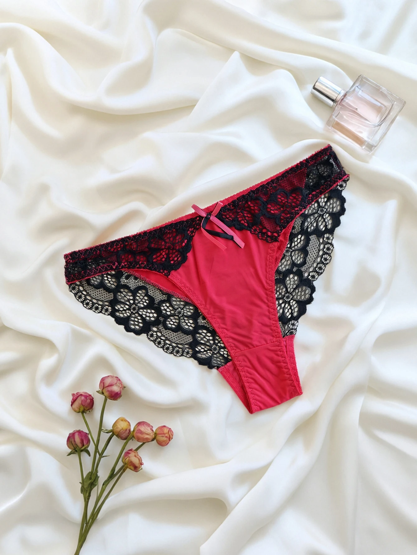Plus Size Women's Underwear, Fashionable, Soft, Close-Fitting, Seamless, Comfortable, Sexy Lace, Contrasting Color, Breathable Women's Briefs