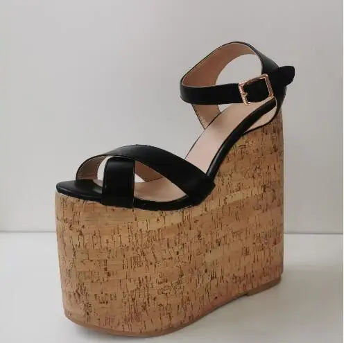 Sandalias de cuña con correa cruzada de cuero negro para mujer, zapatos de tacón alto con plataforma y Punta abierta Punk, estampado de madera, 22 CM, Verano