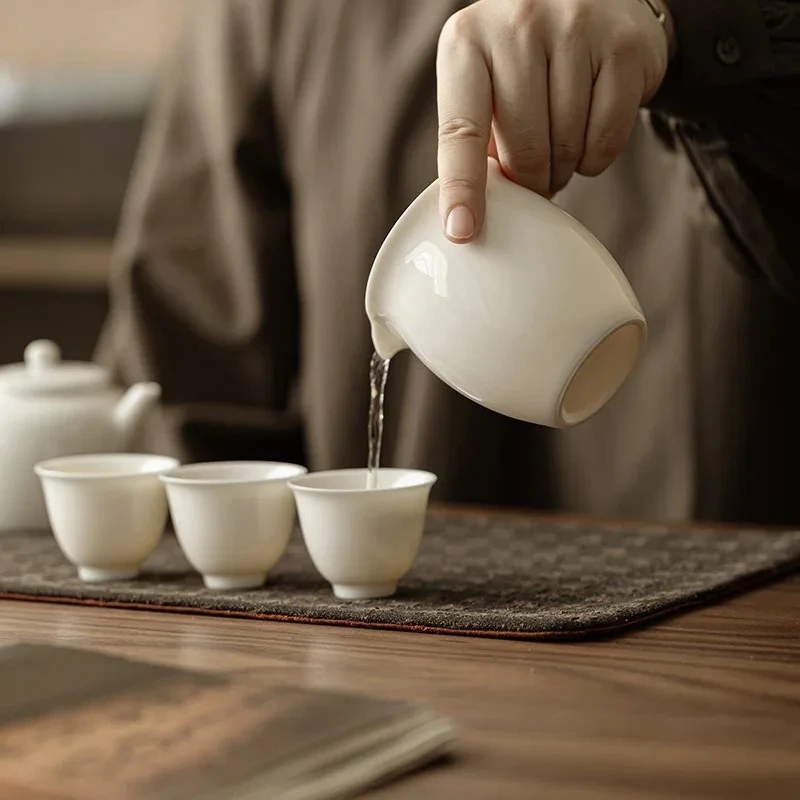 Sheep Fat Jade Porcelain Cup For Tea Sea Puer Maker Orcelain Household Vintage Cup Ceramic Kung Fu Set Tea Tool Tea Ceremony