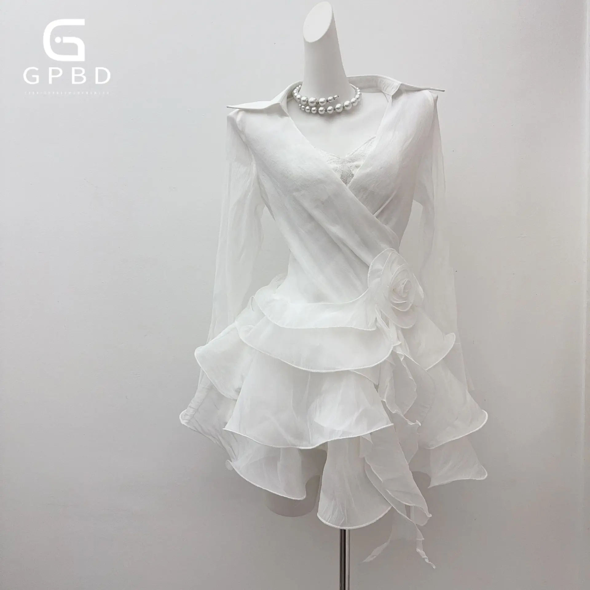 2025 Vestido floral transparente de duas peças Conjunto de camisola e blusa elegante francesa