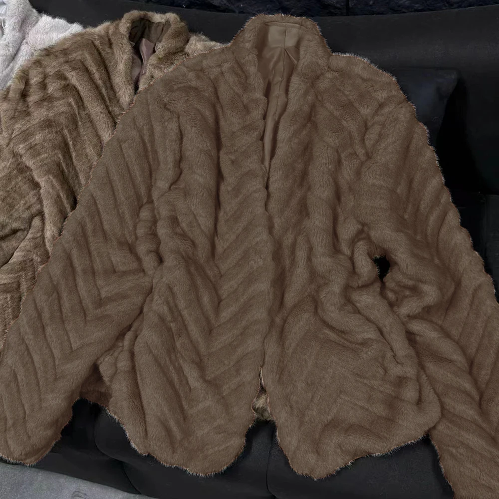 TWOTWINSTYLE 솔리드 루즈한 기질 따뜻한 재킷 여성용 브이넥 긴팔 겨울 캐주얼 재킷 여성 패션 신상 KJA553415