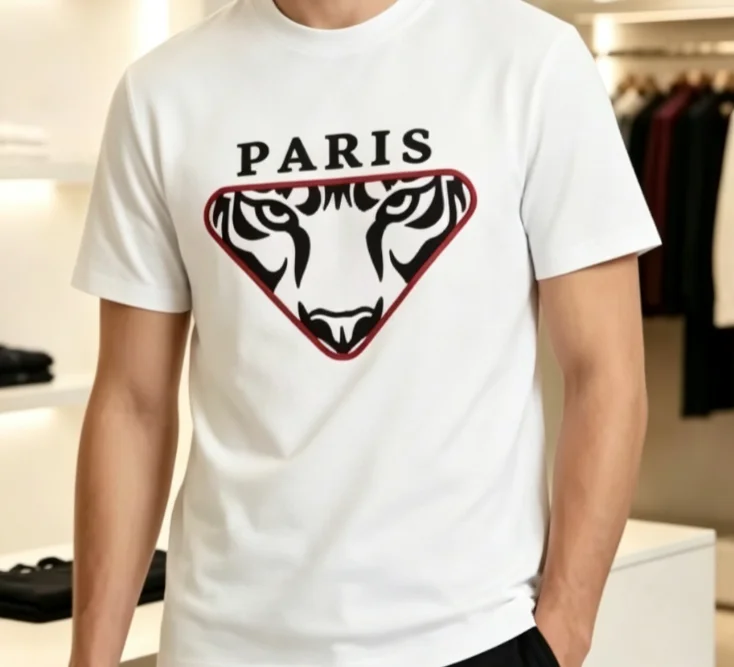 2026 new Retro Triangle Border Beast Face Pattern T‑shirt Men Women Bold Animal Graphic Print Loose‑fit Tee Tops