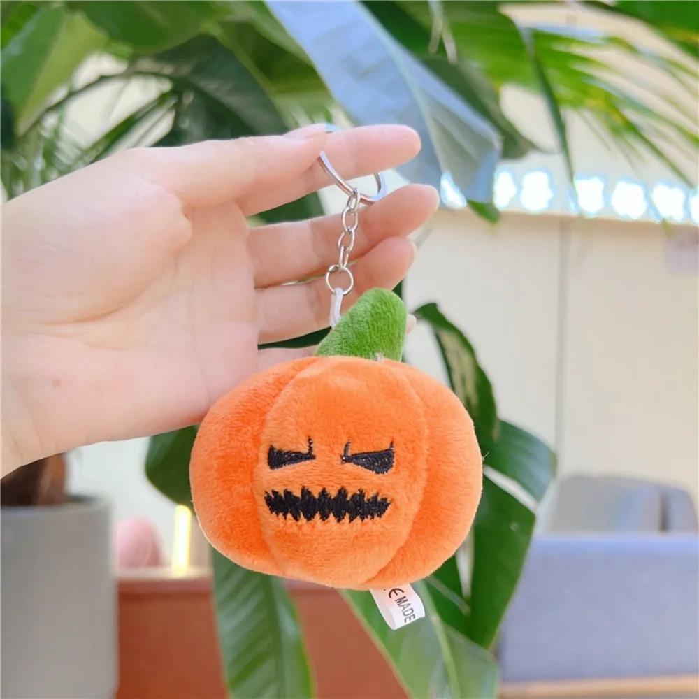 Creative Cartoon Pumpkin Keychain Hanging host Keychain Stuffed Cute Halloween Pendant Women