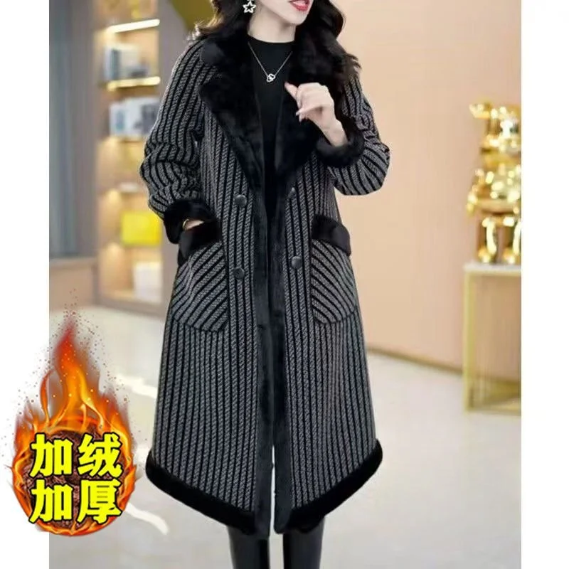 

Осенне-зимнее плюшевое плотное шерстяное пальто для женщин, корейское повседневное свободное бархатное теплое клетчатое шерстяное пальто, женское длинное пальто