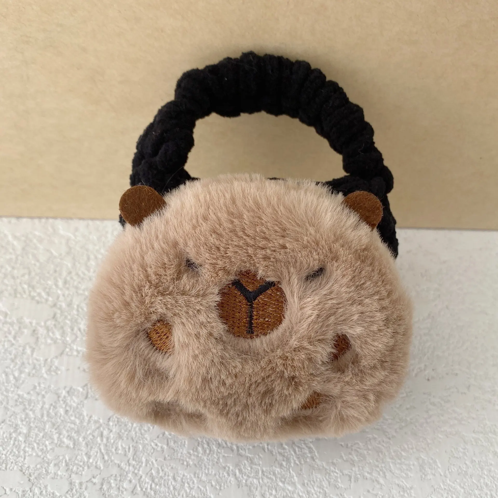 

Cute Capybara Soft Crochet Mini Coin Wallet Korean Rabbit Girls Earphone Storage Bag Creative Cartoon Women Plush Small Purse
