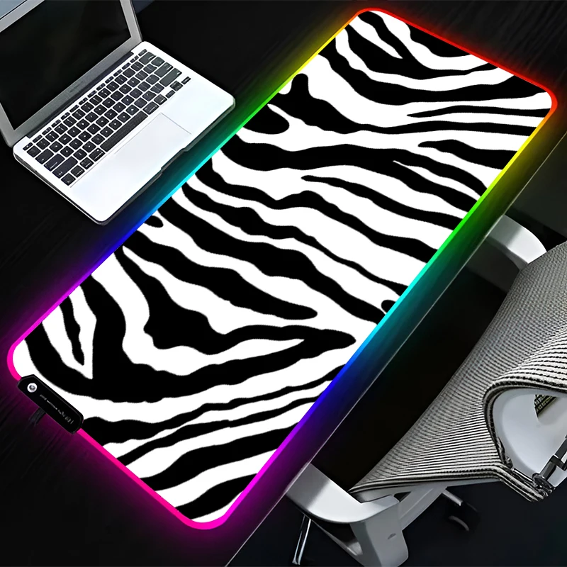 

RGB LED Mouse Pad Rubber Mousepad Computer Gaming Accessories Keyboard Pad Office Non Slip Desk Leopard Print Pattern Mouse Mat