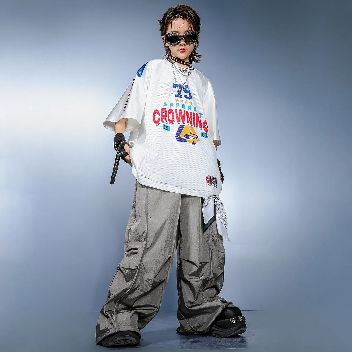 

Kid Kpop Hip Hop Clothing White Fishnet Jersey T Shirt Gray Casual Wide Parachute Pants for Girl Boy Jazz Dance Costumes Clothes