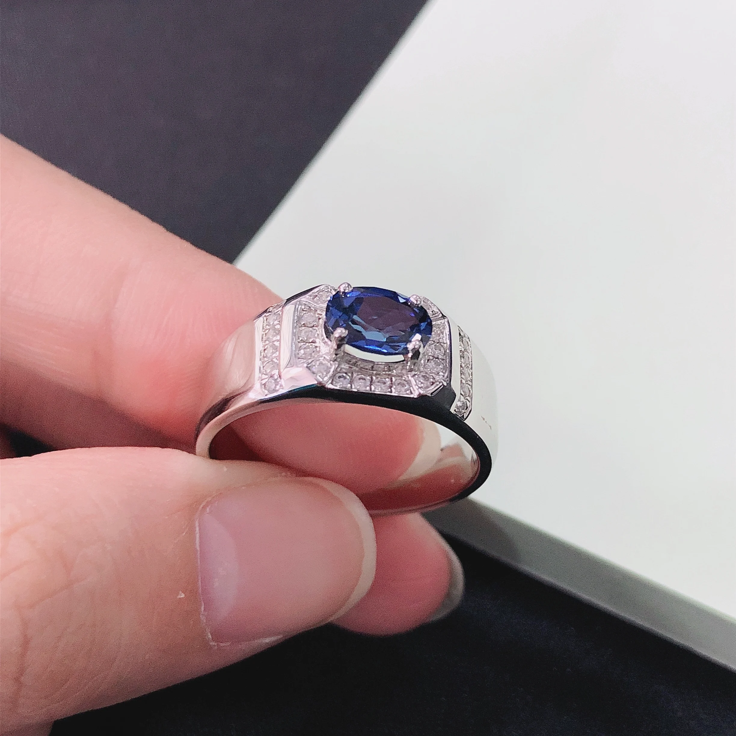 AU585 Male Ring 14K Fine Jewelry 1Ct Oval Cut Sapphire Blue Diamond Ring Solid 14K 585 White Gold Ring Ceremony Gift 204