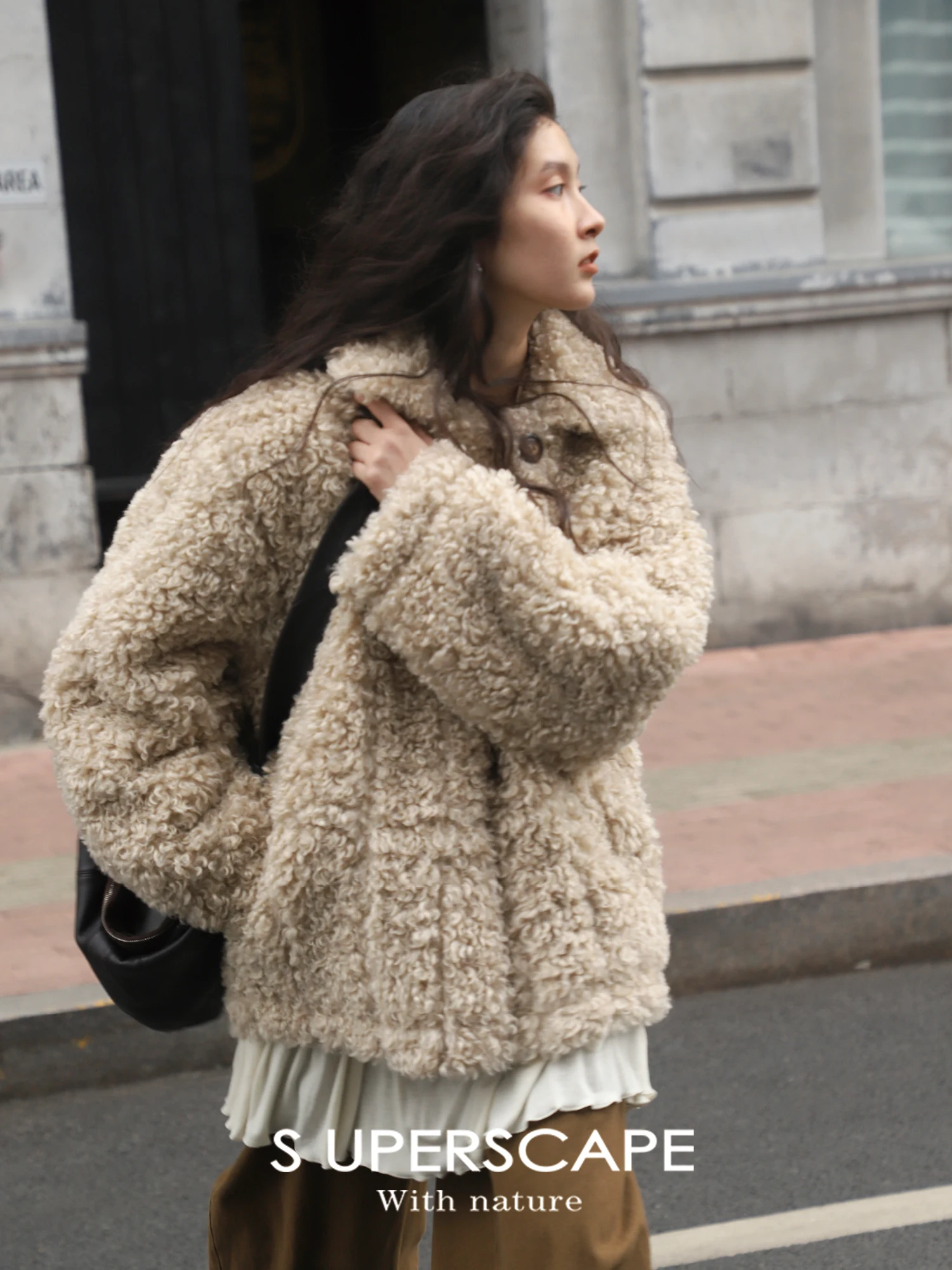 

Super Scape Dual-wear High-ne eepskin Coat Ele Commuter Sle Women's Outerwear Winter Collection 2024