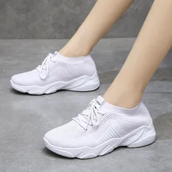 Breathable Women Running Shoes Lightweight Anti-slip Female Sports Shoes Outdoor Soft Women's Sneakers Lace Up Fashion Tennis