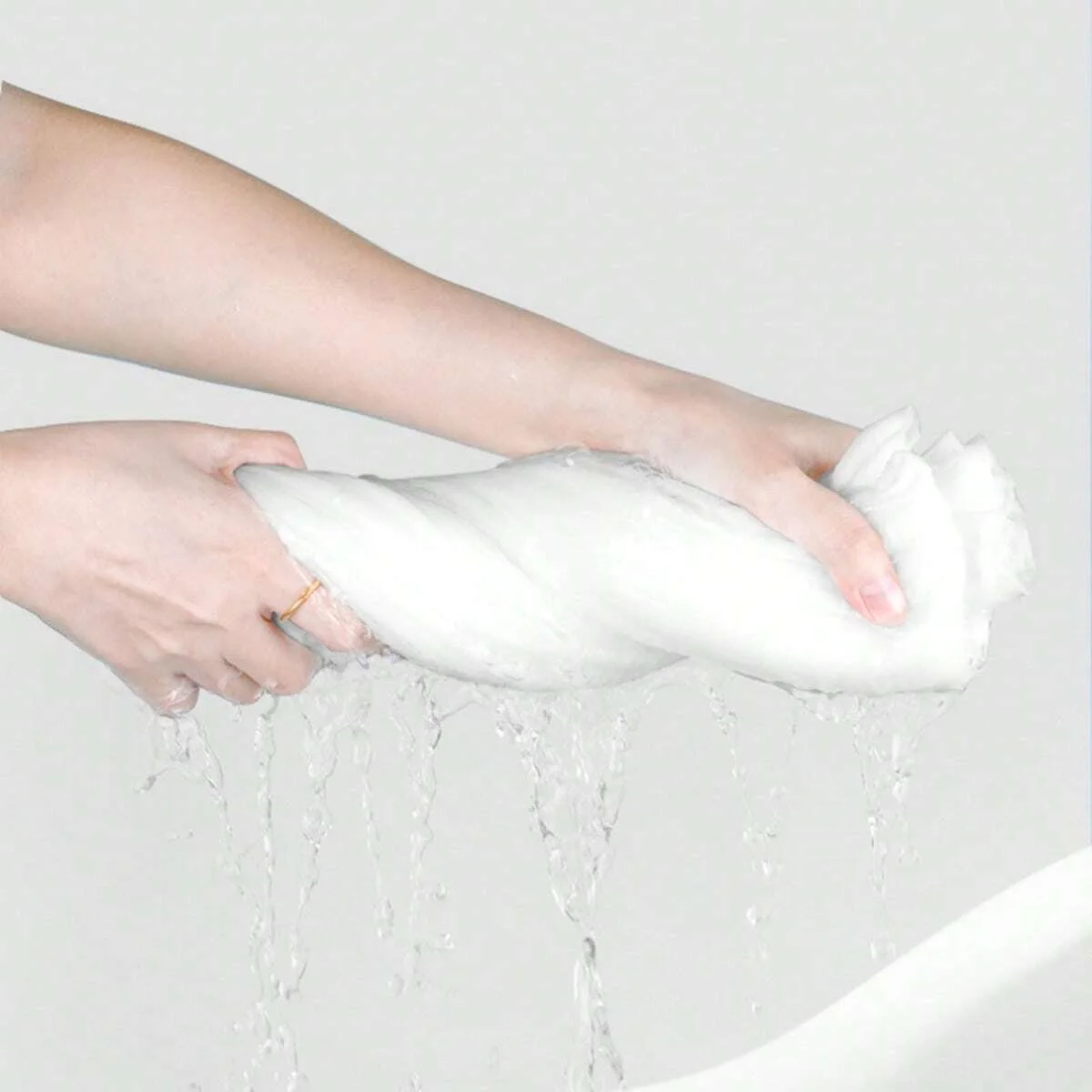 14pcs Compressed Face Towel Tablets, Disposable Cotton Washcloths Travel Size, Quick Dry Thickened for Bathroom Spa