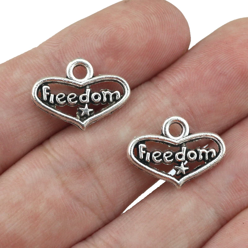 20piece 21x17mm Heart  Freedom Letter Charms Pendant For Mom Jewelry DIY Making Antique Silver Jewelry