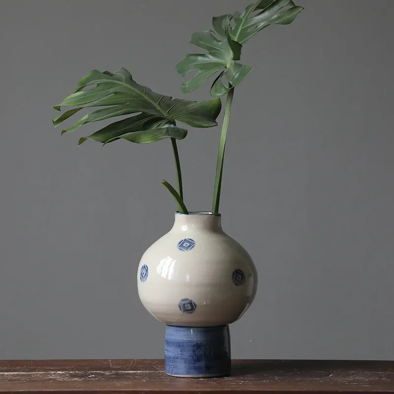 Blue and White Porcelain Ceramic Vase Hydroponic Flower Container Ceramic Flower Pot Display Cabinet Ornaments Flower Inserts