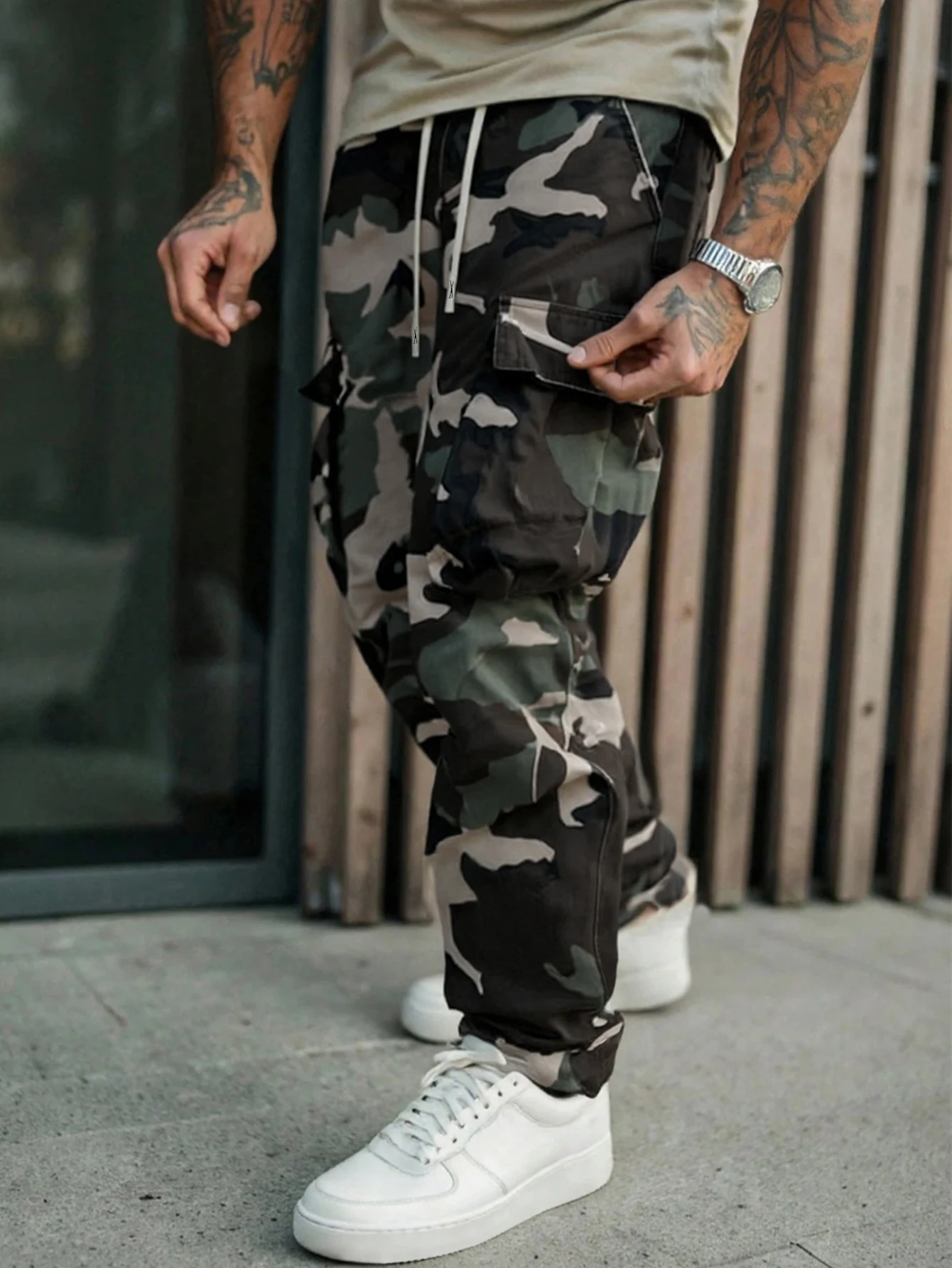 

Мужские повседневные модные прямые камуфляжные брюки-карго с несколькими карманами, персонализированные и модные брюки-карго в американском стиле