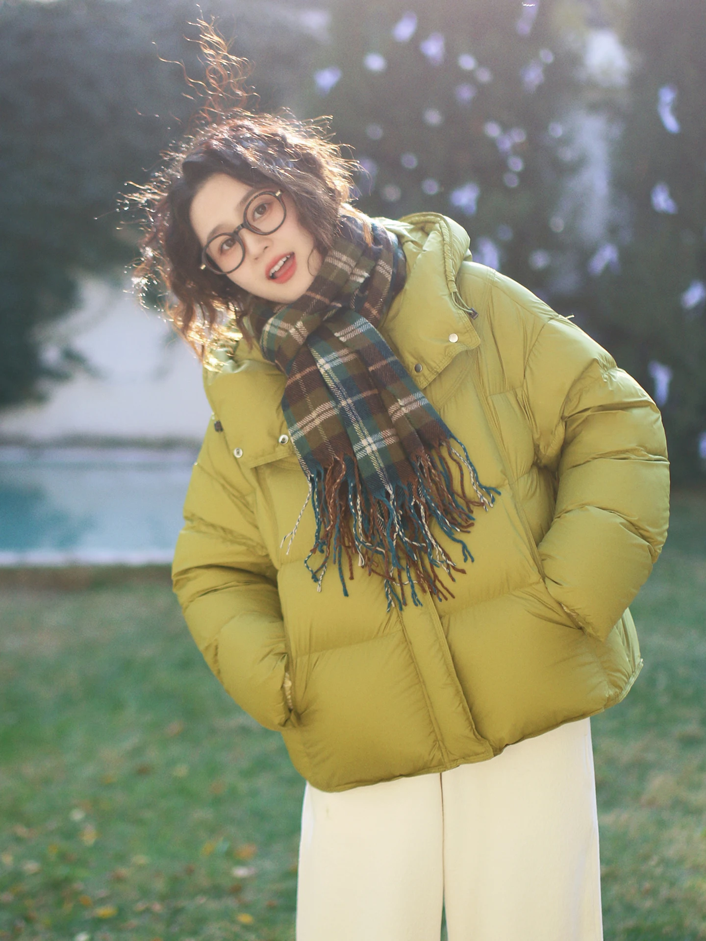 

Hua Ji C34 Women's Loose Fit Hooded down Jaet 90% White Du down Windproof Commuter Coat Brown een New Winter Sle