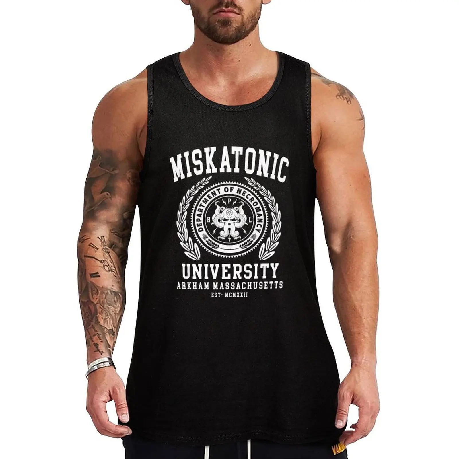 

CTHULU AND LOVECRAFT - MISKATONIC UNIVERSITY Essential Tank Top bodybuilding for men T-shirt for fitness