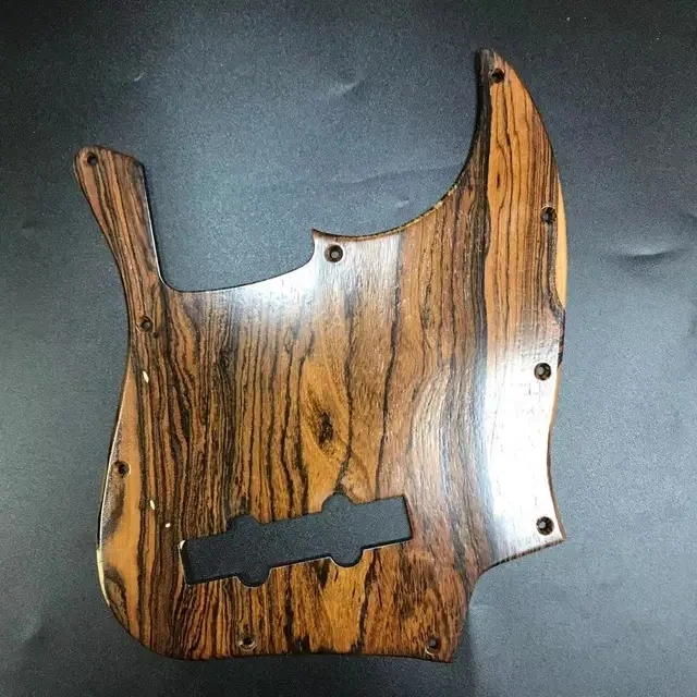 10 Holes 4 String  Advanced  JB Jazz Bass Solid wood Guitar SSH Pickguard Pick Guard Scratch Plate parts