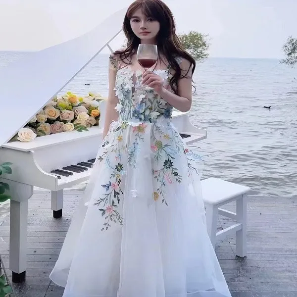 جديد متعدد الألوان الأزهار العائمة الحدود التطريز شبكة نسيج الدانتيل اليدوية فستان الزفاف الملابس اكسسوارات الديكور