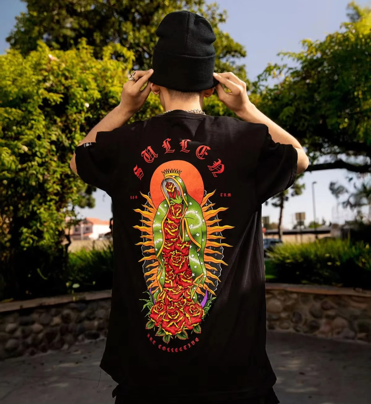 Summer 2026 Men's Retro Virgin Mary Graphic Tee, Rose & Sunburst Print, Cotton Streetwear T-Shirt for Catholic & Nostalgic Style