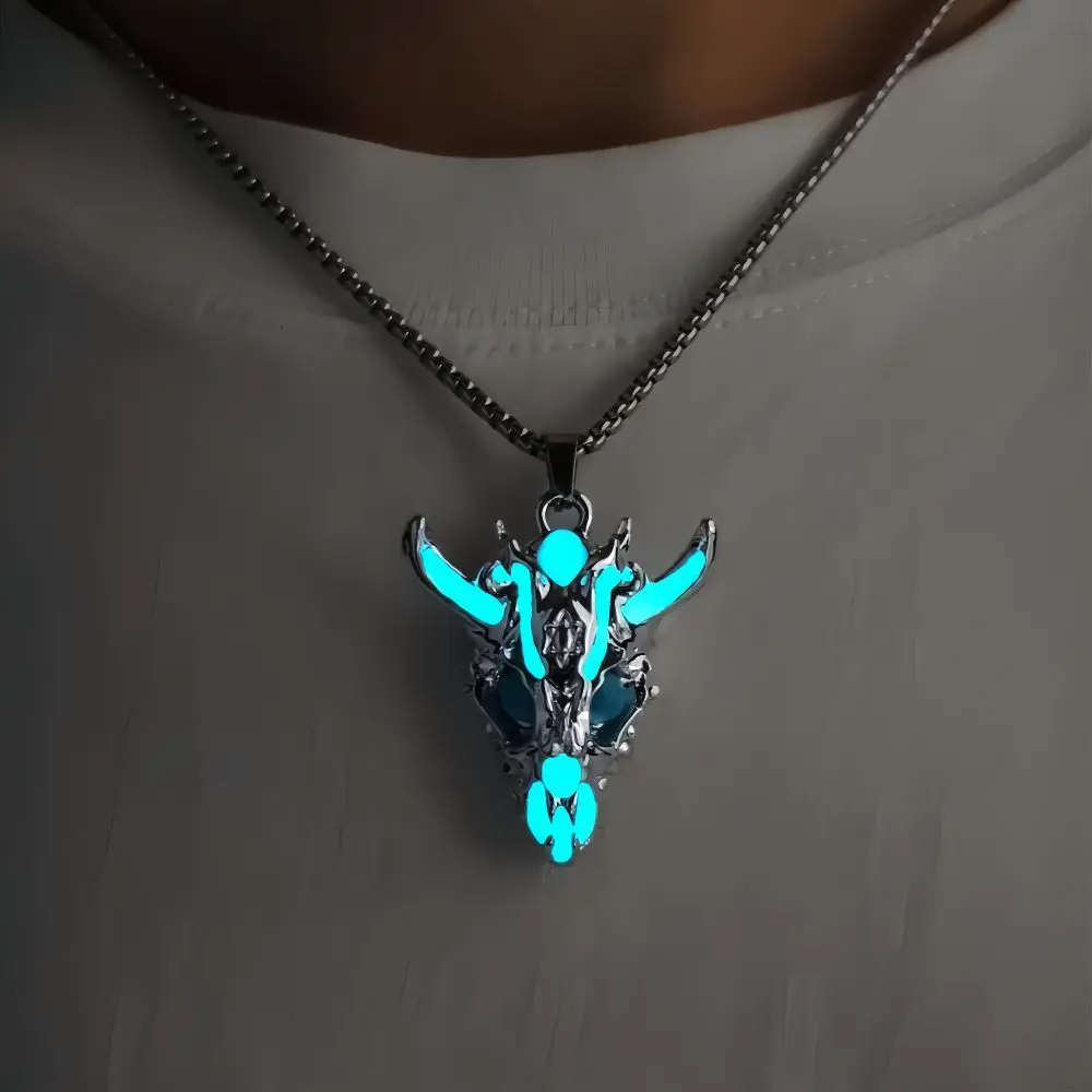 European and American street personality hip hop skull animal head luminous necklace alloy faucet luminous fashion men's and wom