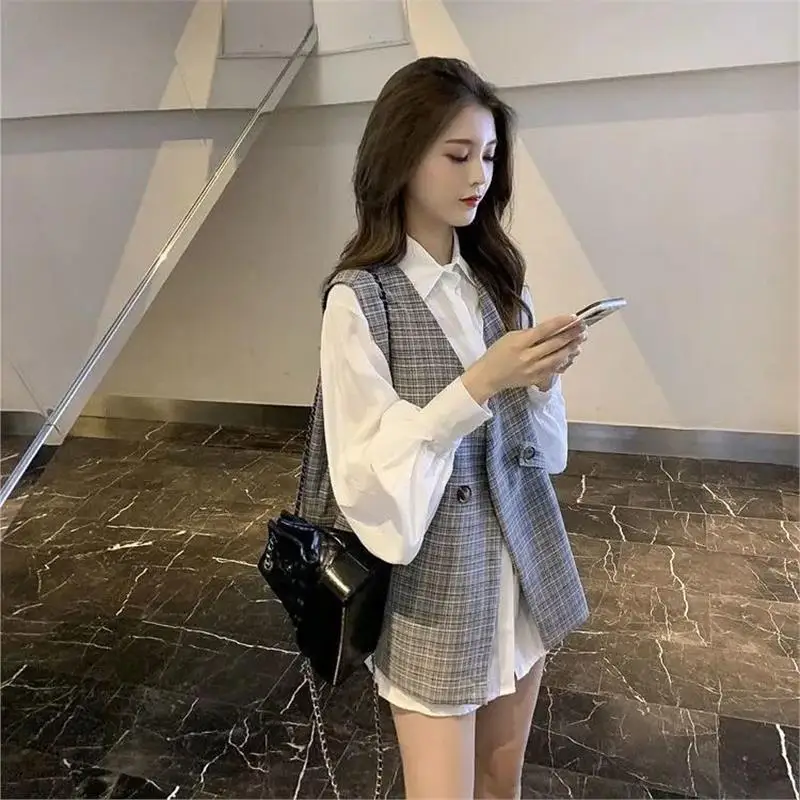 

Chic Small Fraance Sle Suit Set Women's Early Autumn New ular White irt Plaid Suit Vest Two-Piece Set Faionable