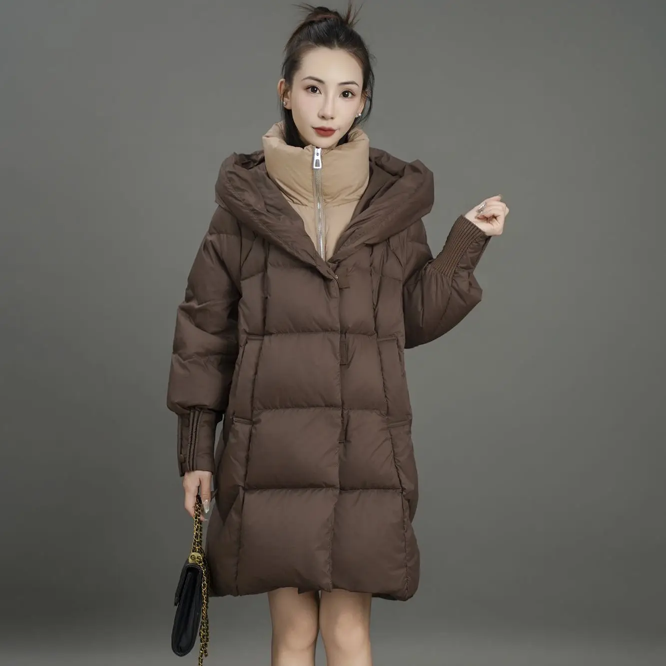겨울 새 여성 다운 재킷 느슨한 통근자 후드 가짜 두 개의 거위 다운 재킷