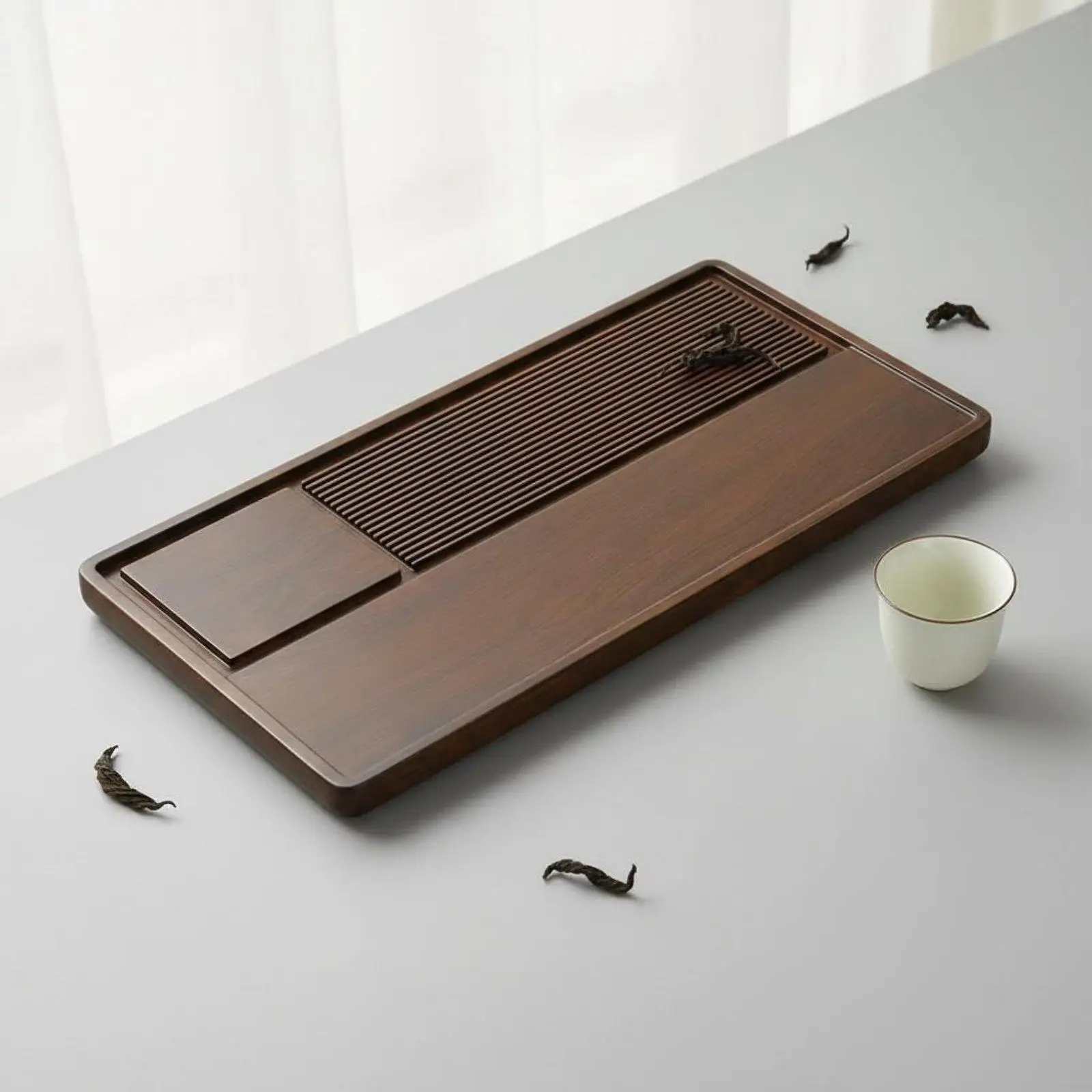 Elegant Wooden Tea Tray with Drainage System Rectangular Bamboo Serving Board Decorative Tray for Dining Table Coffee Table Use