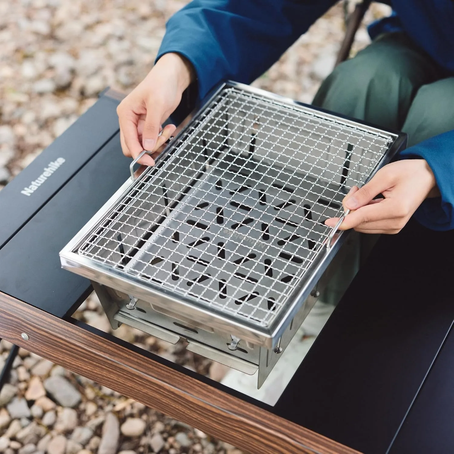 Naturehike Camping Charcoal Grill for IGT Table Portable Folding Barbecue Grill with Tongs Outdoor Car Cooking BBQ Rack