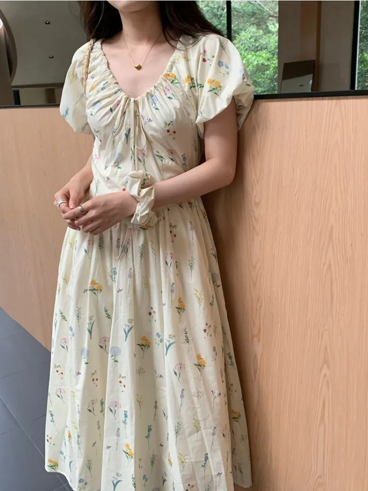 Vintage V-hals Bladerdeeg Mouw Lange Gebloemde Jurk Vrouwen Zomer Trekkoord Kraag Slanke Taille A-lijn Midi Zonnejurk Vrouwelijke 2025