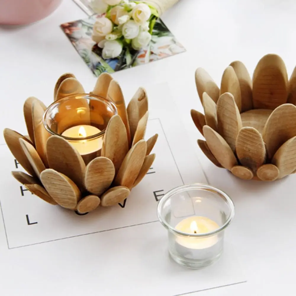 Retro Wooden Petal Candle Holder Elegant Romantic Lotus Shape Candlestick European Style Unique Candle Stands Living Room