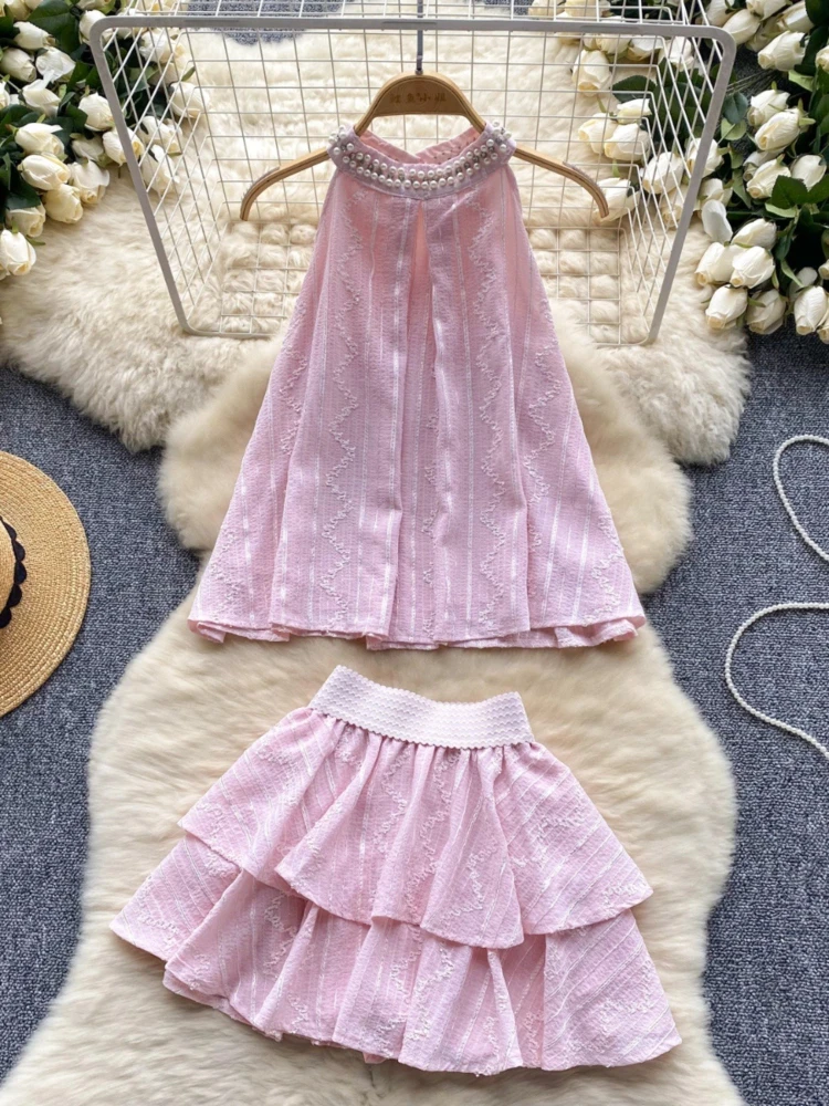 

Womens Halter Off Shoulder Senior Beading Top + Elastic High Waist Ruffles Slimming Half Skirt High-end Sweet Two Piece Set