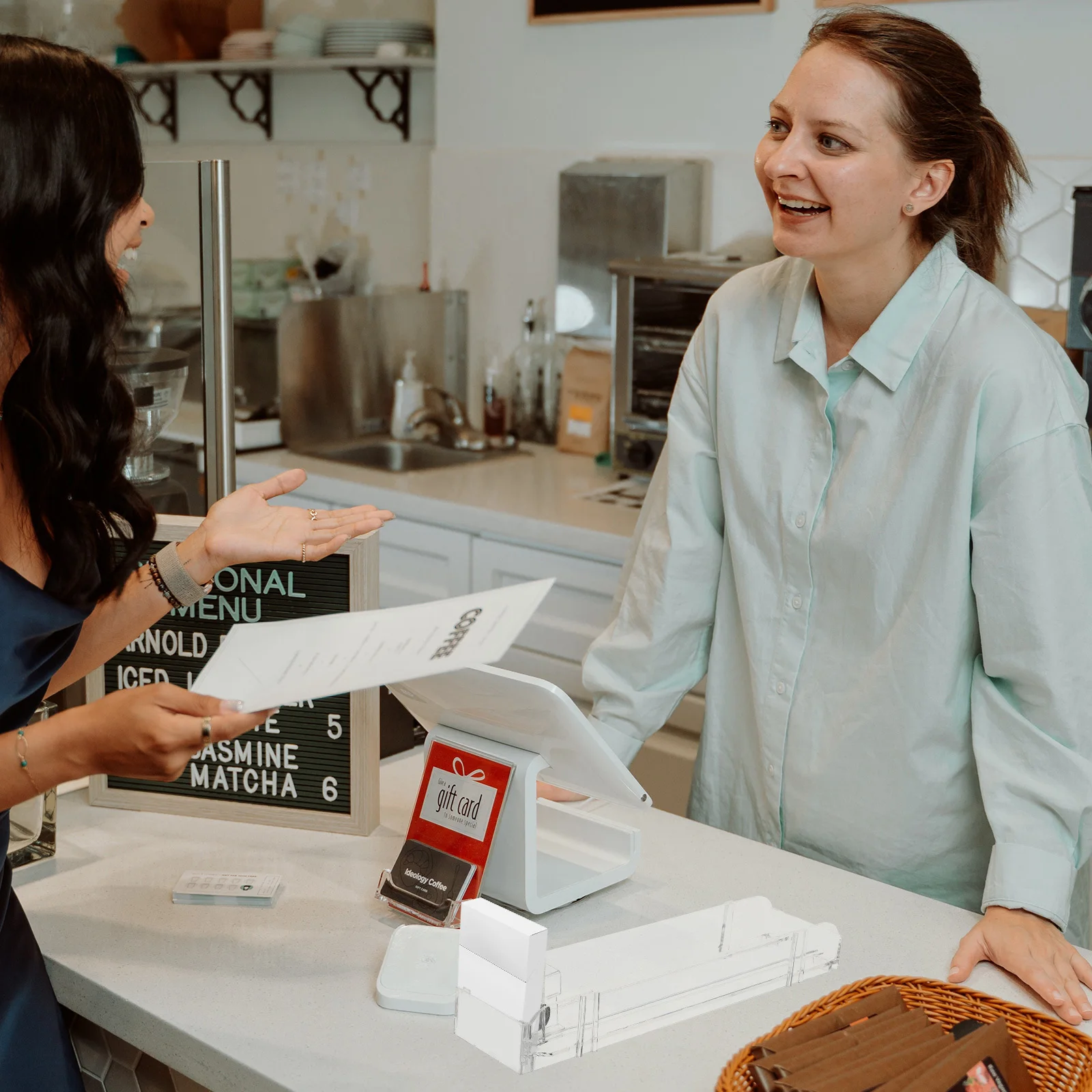 

4-шт. Полка для сигарет. Автоматический диспенсер для витрины. Автоматическая стойка для толкателя.