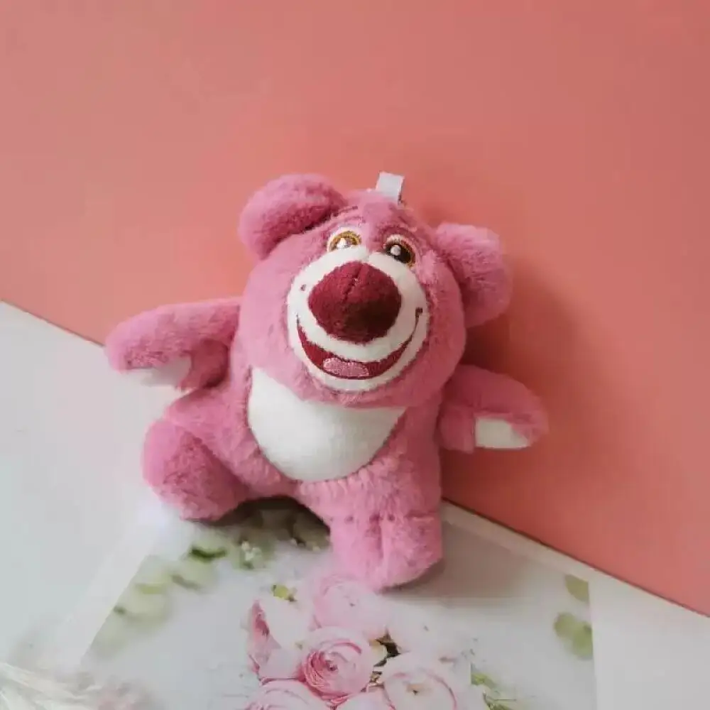 Kawaii Disney weißer Erdbeerbär Lotso Plüsch-Schlüsselanhänger Neues Mädchen Plüschtiere Rucksack Reißverschluss Anhänger Dekoration Geschenk Großhandel