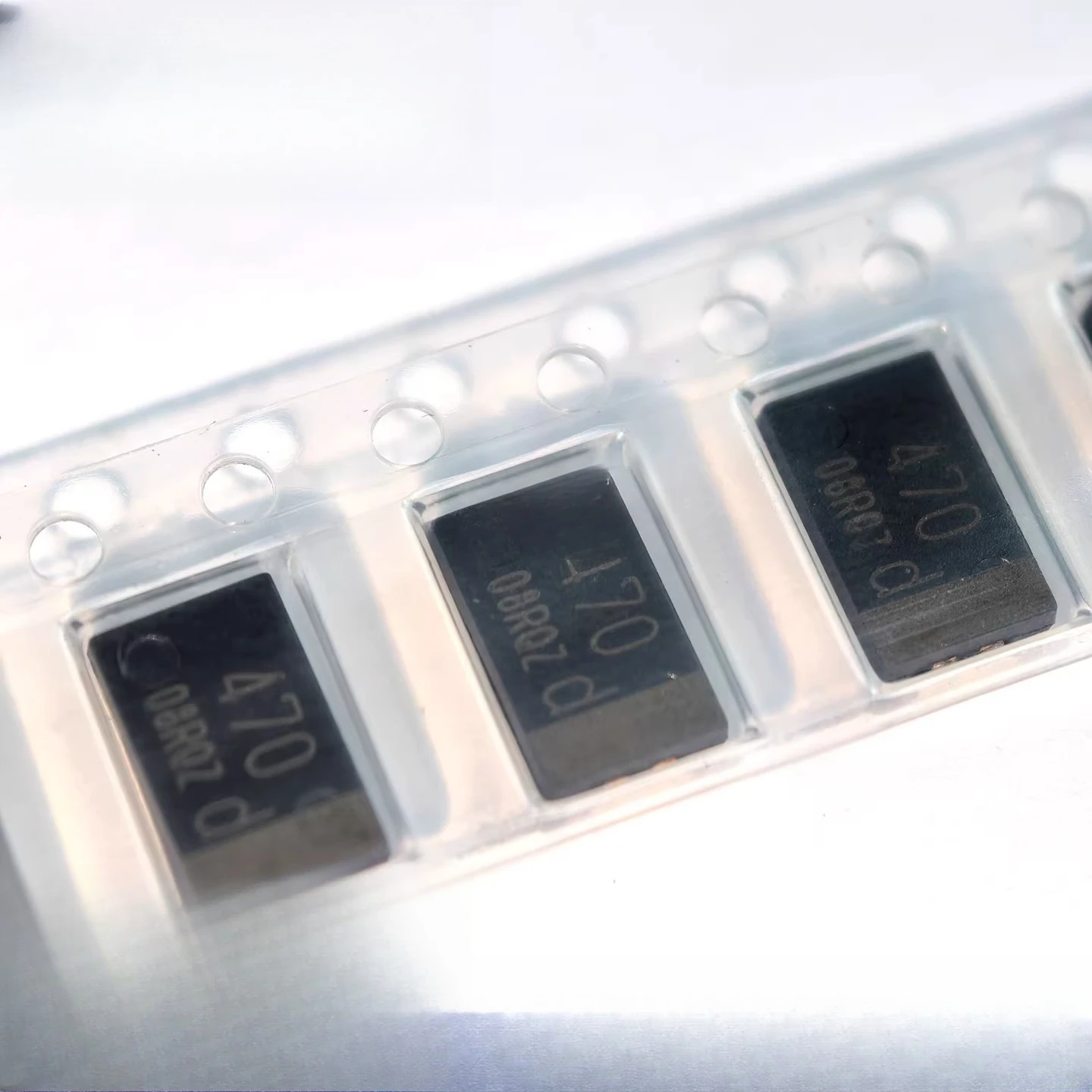 for Panasonic's new EEFSX0D471ER 470uF 2V SMD solid state capacitor 50pcs