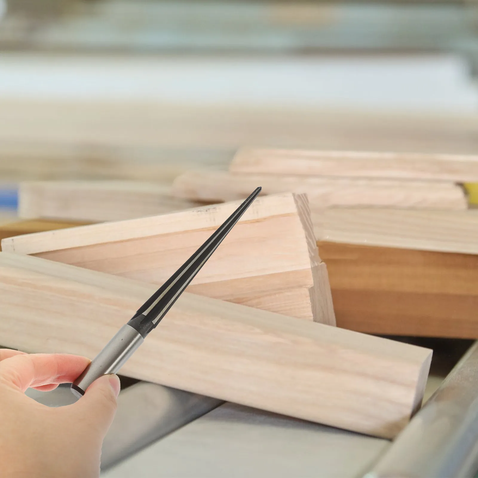 

2Pcs Hand Held Taper Reamers T Handle Fluted Reaming Cutter Expanding Chamfering Tool for Wood Panel Holes Taper Reamers