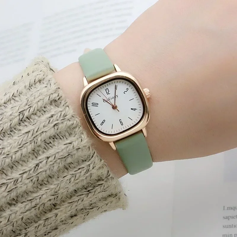 Women Watch Casual Wrist Watches Retro Square Quartz Digital Mini Dial Leather Strap Fashionable Clock Waterproof Wristwatch