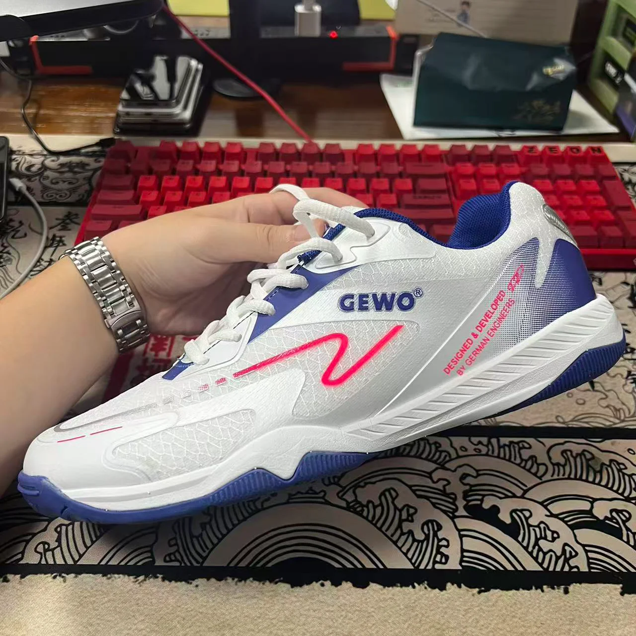Professional Lightweight Badminton Shoes Men's Tennis Shoes Table Tennis Training Shoes Women's Tennis Shoes