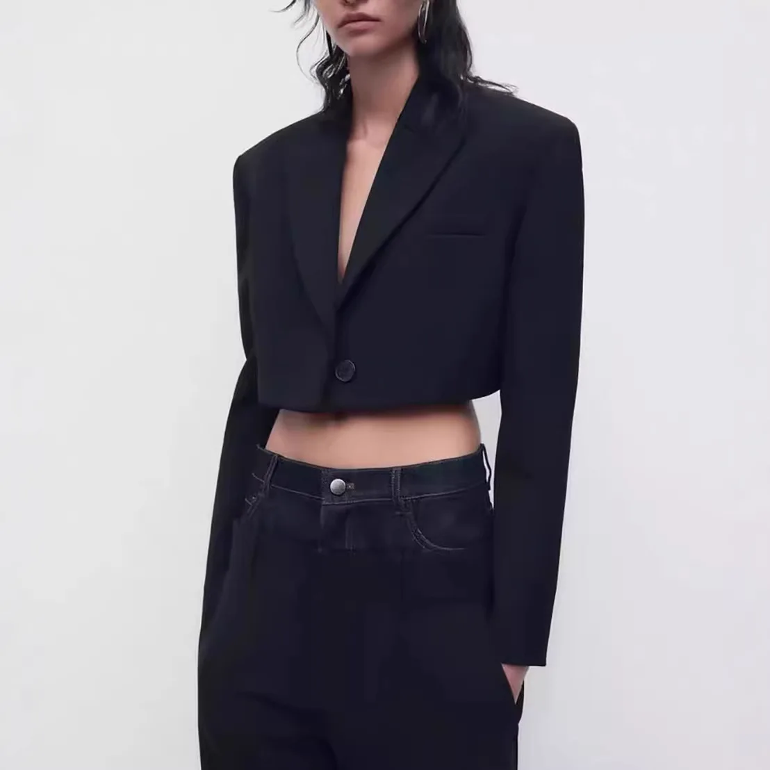 

Короткий черный пиджак женский весна-осень 2026, новинка, повседневный, элитный дизайн, маленький размер, в западном стиле, высокое качество, полиэстер