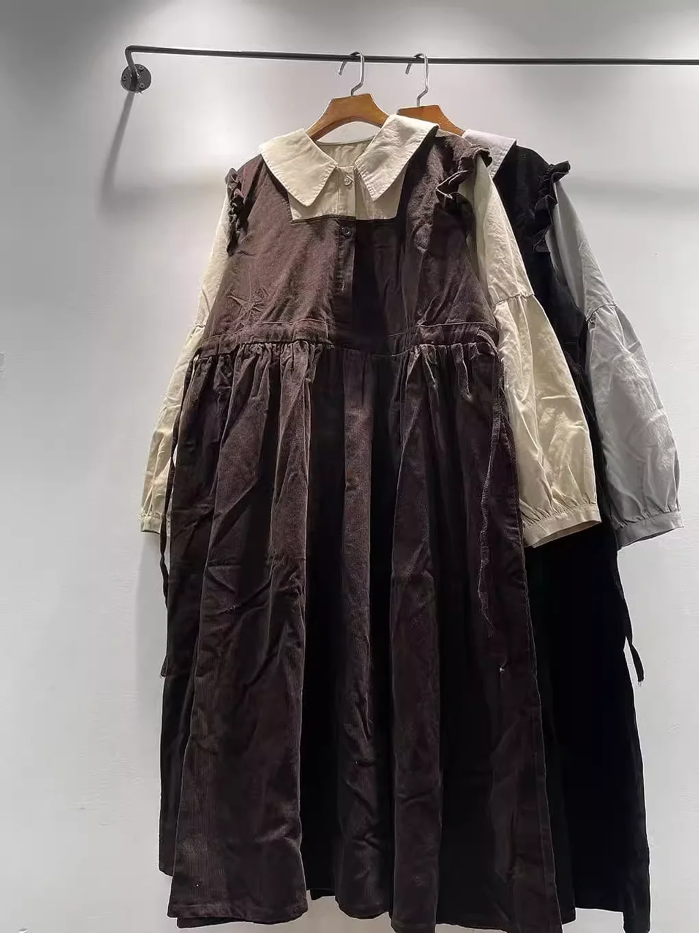 

2026 японское зимнее вельветовое платье в стиле Мори для девочек, осеннее винтажное лоскутное вельветовое свободное длинное платье