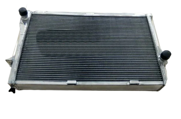 Aluminum Radiator For BMW 5 Series E39 545i 540i 530i 528i 525i M5 Z8 & 7 Series E38 740i 750iL 4.4L 5.0L 5.4L MT 1999-06 99 00