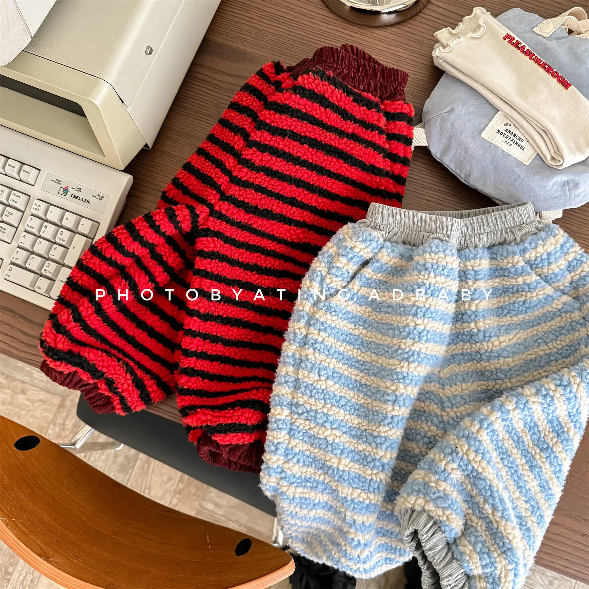 2025 شتاء جديد الأطفال مخطط سراويل تقليدية زائد المخملية سميكة الفتيات لامب الصوف بنطلون أطفال بنين بناطيل تدفئة ملابس الطفل